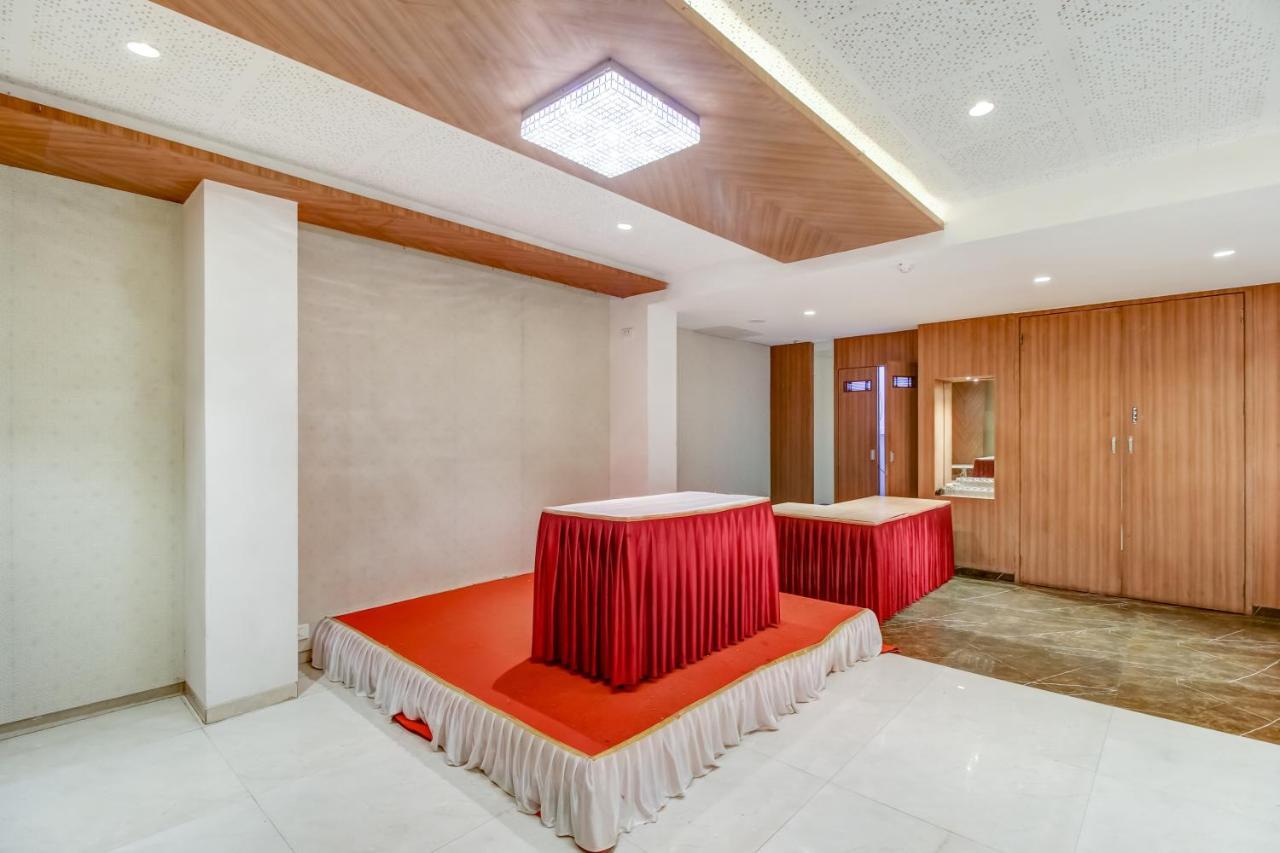 Grand Mookambika Hotel Navi Mumbai Eksteriør billede