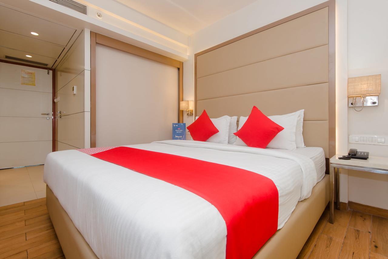 Grand Mookambika Hotel Navi Mumbai Eksteriør billede
