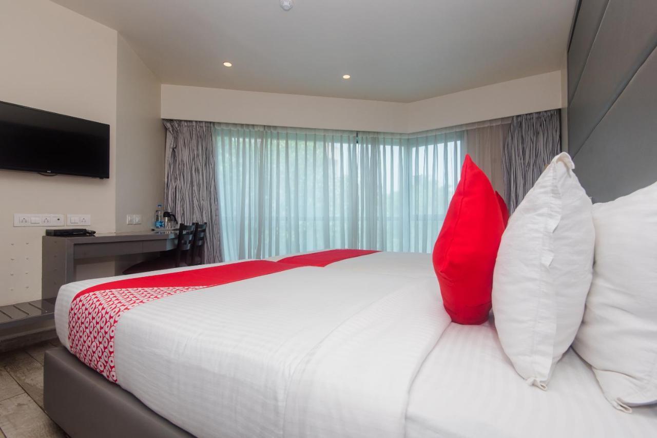 Grand Mookambika Hotel Navi Mumbai Eksteriør billede